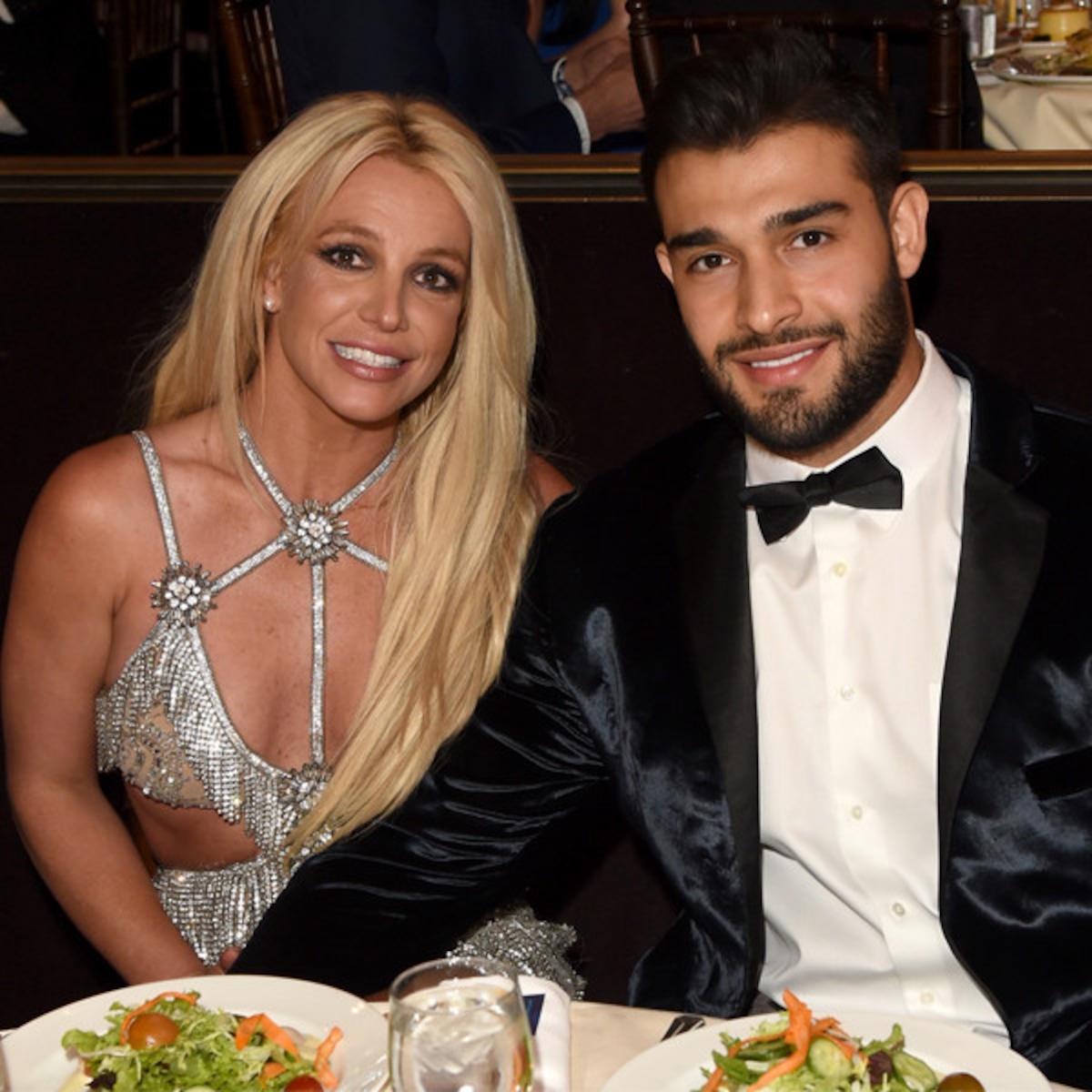 Britney Spears Boyfriend Praises Her Strength Amid Treatment E Online